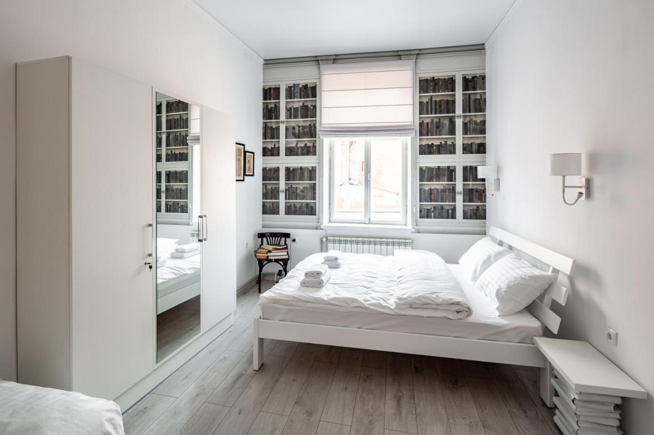 Bookinist Apartment Lviv Exterior photo