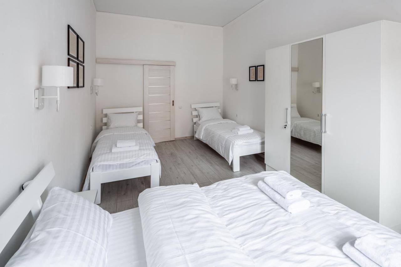 Bookinist Apartment Lviv Exterior photo