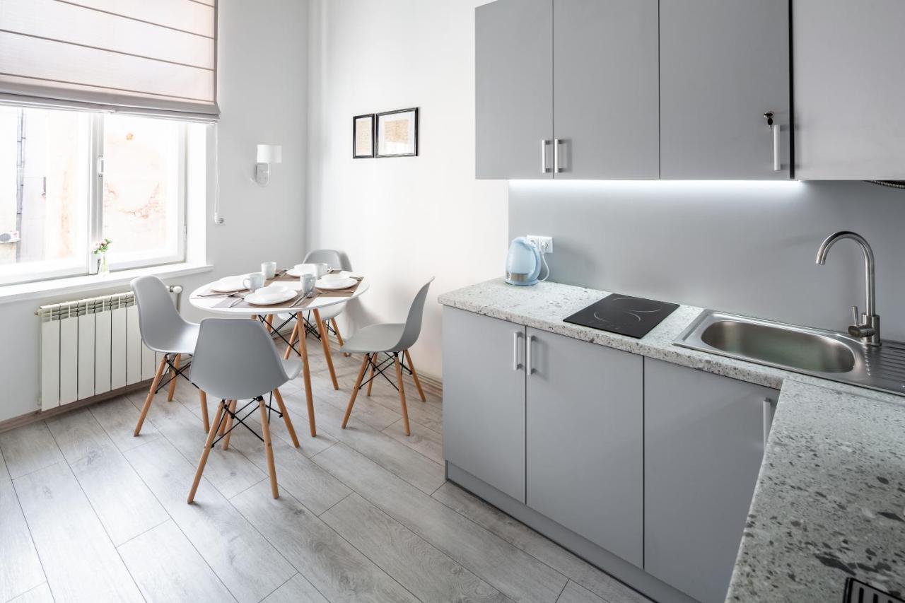 Bookinist Apartment Lviv Exterior photo